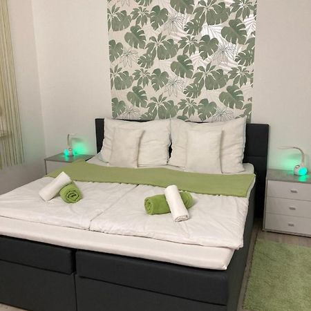 Frezia Apartman Makó Eksteriør bilde